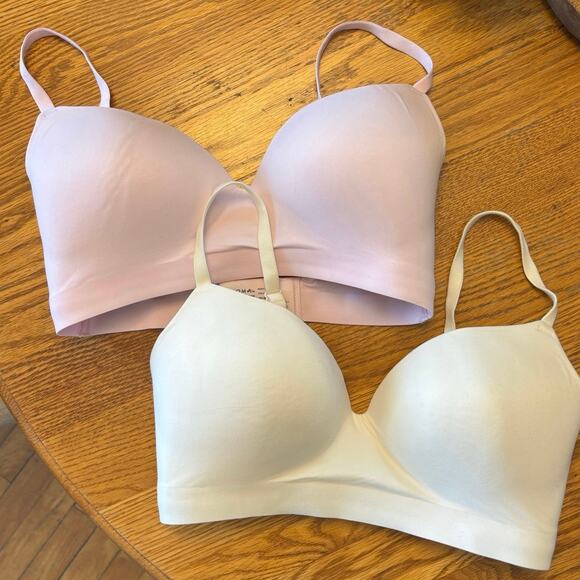 Soma Lot of 2 Size 34D Enbliss Wireless Bras Pink Cream Comfort SMALL FLAW - Picture 1 of 4